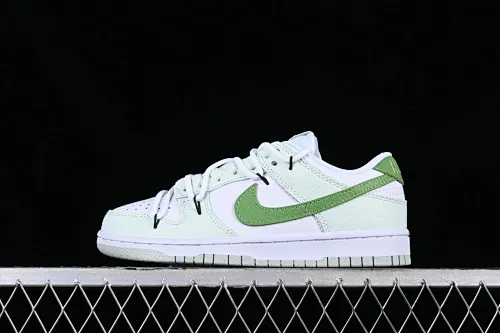 All categories Nk SB Dunk series Nk SB Dunk Low low-top sneakers Nk Dunk Low "Next Nature" refreshing green milk green SB strap low-top casual sneakers D1431-102